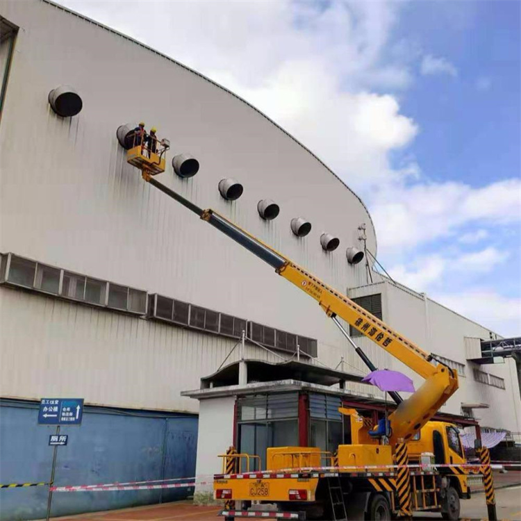 畅好乡高空作业车出租服务：专业广告牌安装解决方案