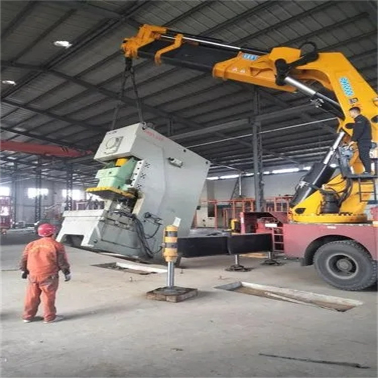 畅好乡80吨折臂吊车出租附近电话